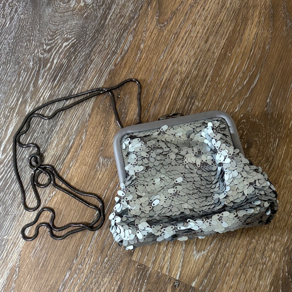 Banana Republic Sequin purse - Picture 2 of 5